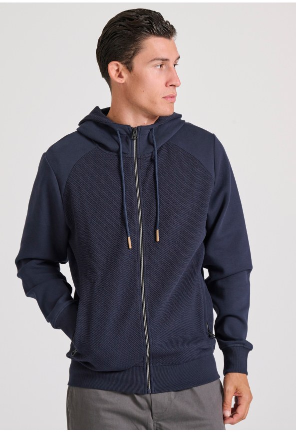 Men's zip-up hoodie with wafle weaving