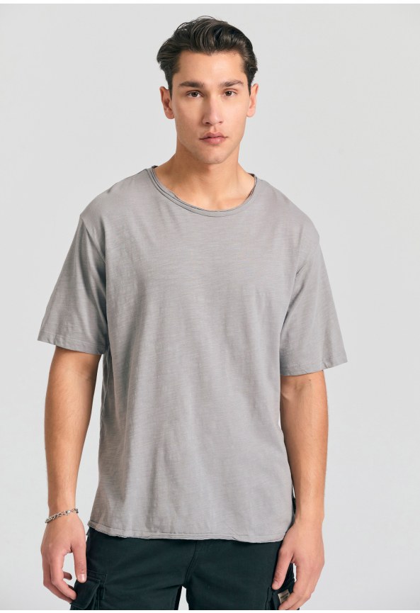 Relaxed fit t-shirt με raw edges