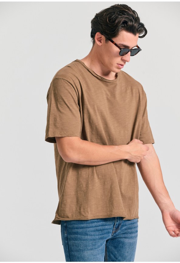 Relaxed fit t-shirt με raw edges