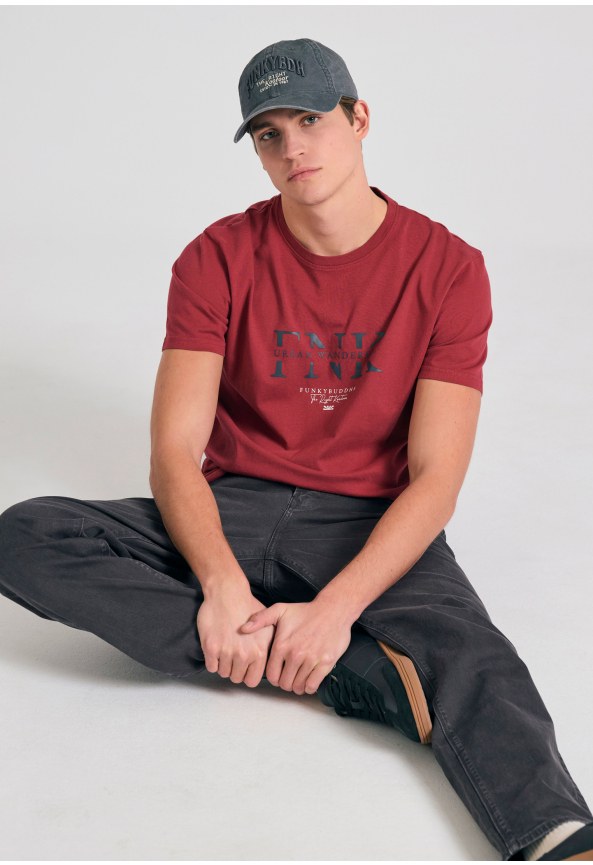 T-shirt με branded τύπωμα από οργανικό βαμβάκι