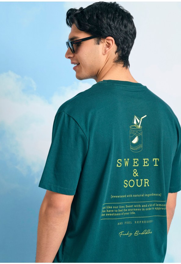 Relaxed t-shirt with text artwork print on the back