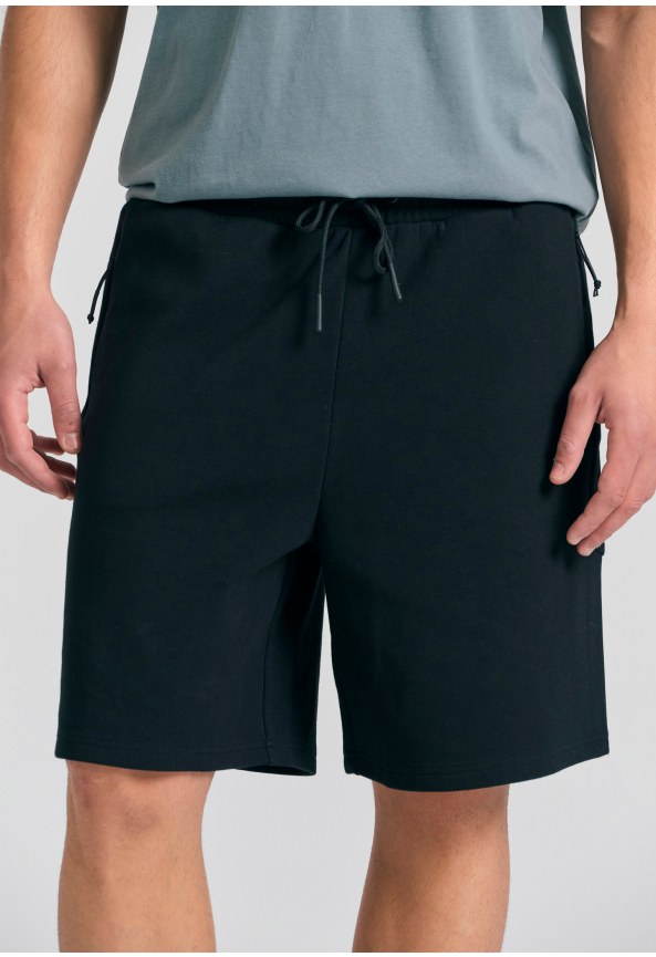 Αθλητική βερμούδα με invisible φερμουάρ στις τσέπες