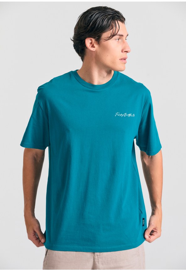 Relaxed fit t-shirt with graphic print on the back