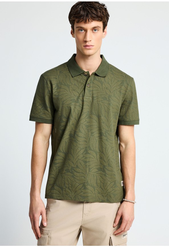 Men's polo shirt with pattern