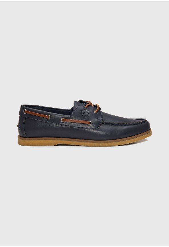 Men's leather boat shoes