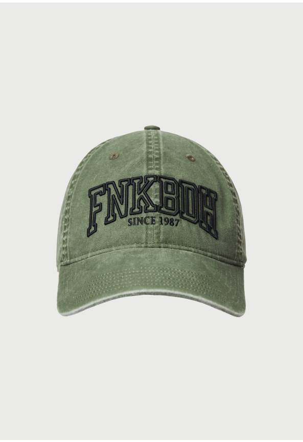 Men's cap with branded embroidery