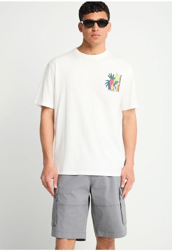 Ανδρικό relaxed t-shirt με τύπωμα στην πλάτη