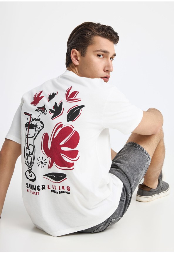 Ανδρικό t-shirt με τύπωμα στην πλάτη