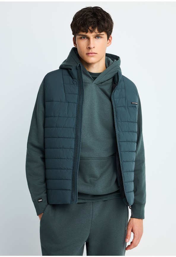 Men's sleeveless quilted puffer vest