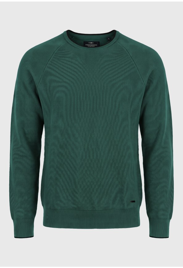 Men's raglan sleeve sweater