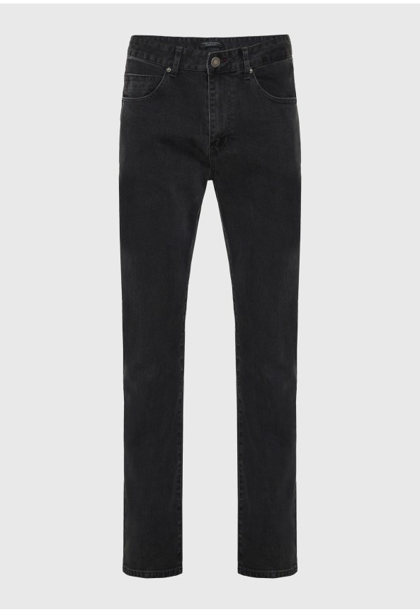 Men's mid rise tapered denim pants Amsterdam