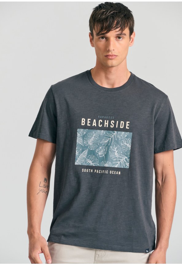 T-shirt με frame τύπωμα στο στήθος Garage 55.