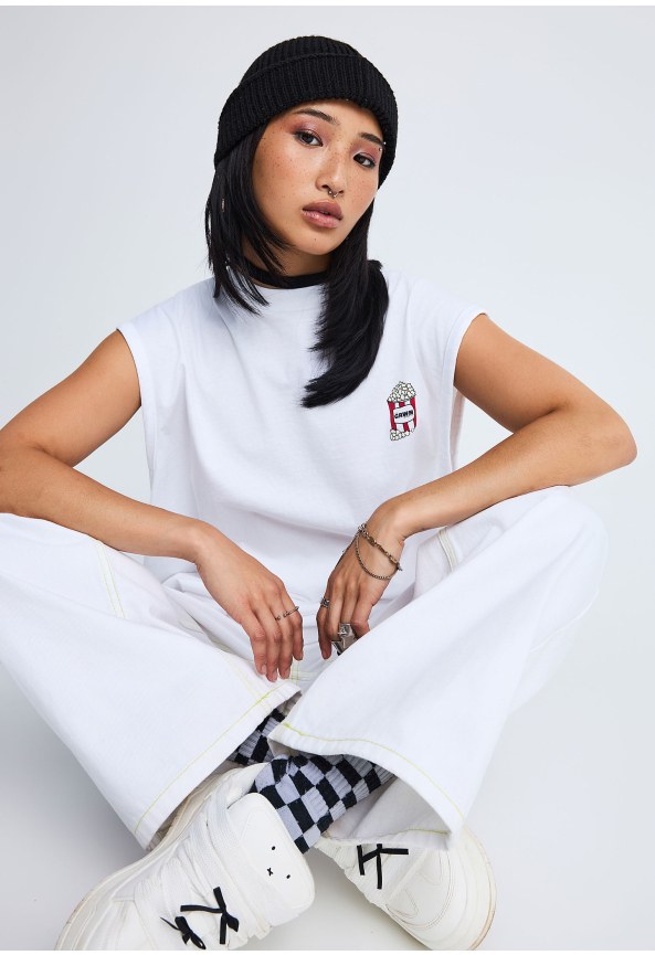 FNK.GRWN oversized αμάνικο t-shirt με τύπωμα POP CORN