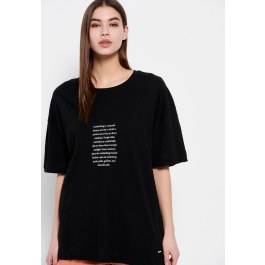 Loose fit text printed t-shirt on the back