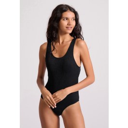 Ολόσωμο μαγιό με ανοιχτή πλάτη