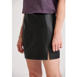 Mini φούστα από οικολογικό δέρμα (PU)