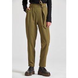 Women's casual pants with pleats