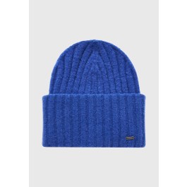Women's chunky knit beanie