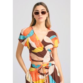 Εμπριμέ κρουαζέ τοπ σε ethnic look