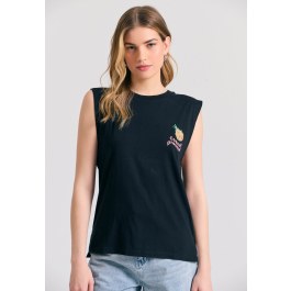 Women's t-shirt with graphic frame print on the back