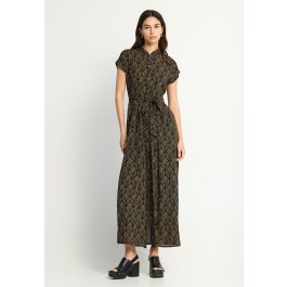Women's maxi dress with side slit