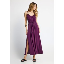 Women's relaxed maxi dress with waist belt