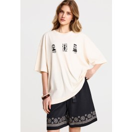 Γυναικείο relaxed t-shirt με τύπωμα στην πλάτη