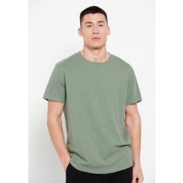 Loose fite crew neck t-shirt