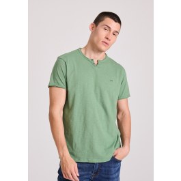 T-shirt με λαιμό henley και raw cuts - The essentials