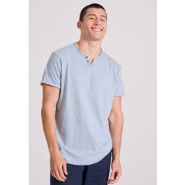 T-shirt με λαιμό henley και raw cuts - The essentials