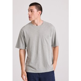 Relaxed fit t-shirt με τσέπη στο στήθος