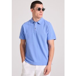 Polo shirt with embroidery on the sleeve