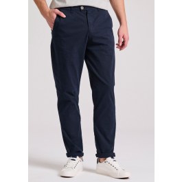Men's tapered fit chino