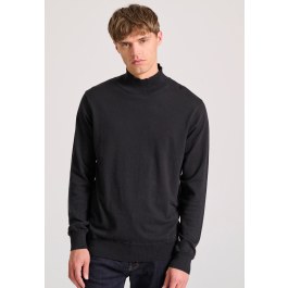 Men's turtle neck knitted blouse