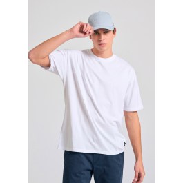 Oversized t-shirt με δίπλωμα στο μανίκι