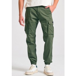 Men's cargo pants with cuffed hem