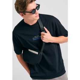 Oversized t-shirt με text artwork τύπωμα στην πλάτη