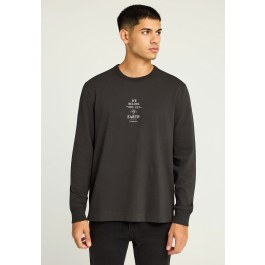 Long-sleeve T-shirt with chest print