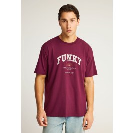 T-shirt με branded τύπωμα στο στήθος