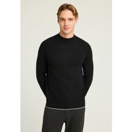 Men's knitted cotton mock neck sweater