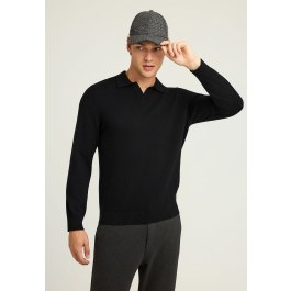 Men's knitted polo sweater