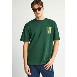 Ανδρικό relaxed t-shirt με τύπωμα στην πλάτη