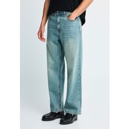 Ψηλόμεσο baggy Tokyo fit jean με V-Notch στη μέση