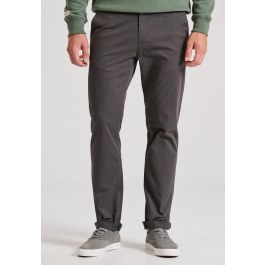 Men's chino pants - The essentials