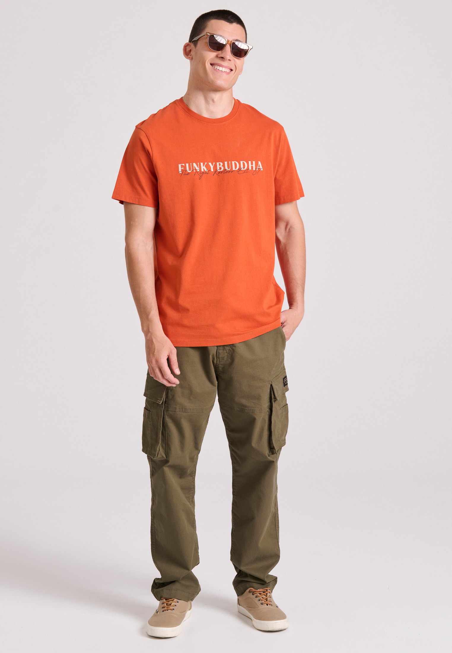 FBM009-095-04_PAPRIKA