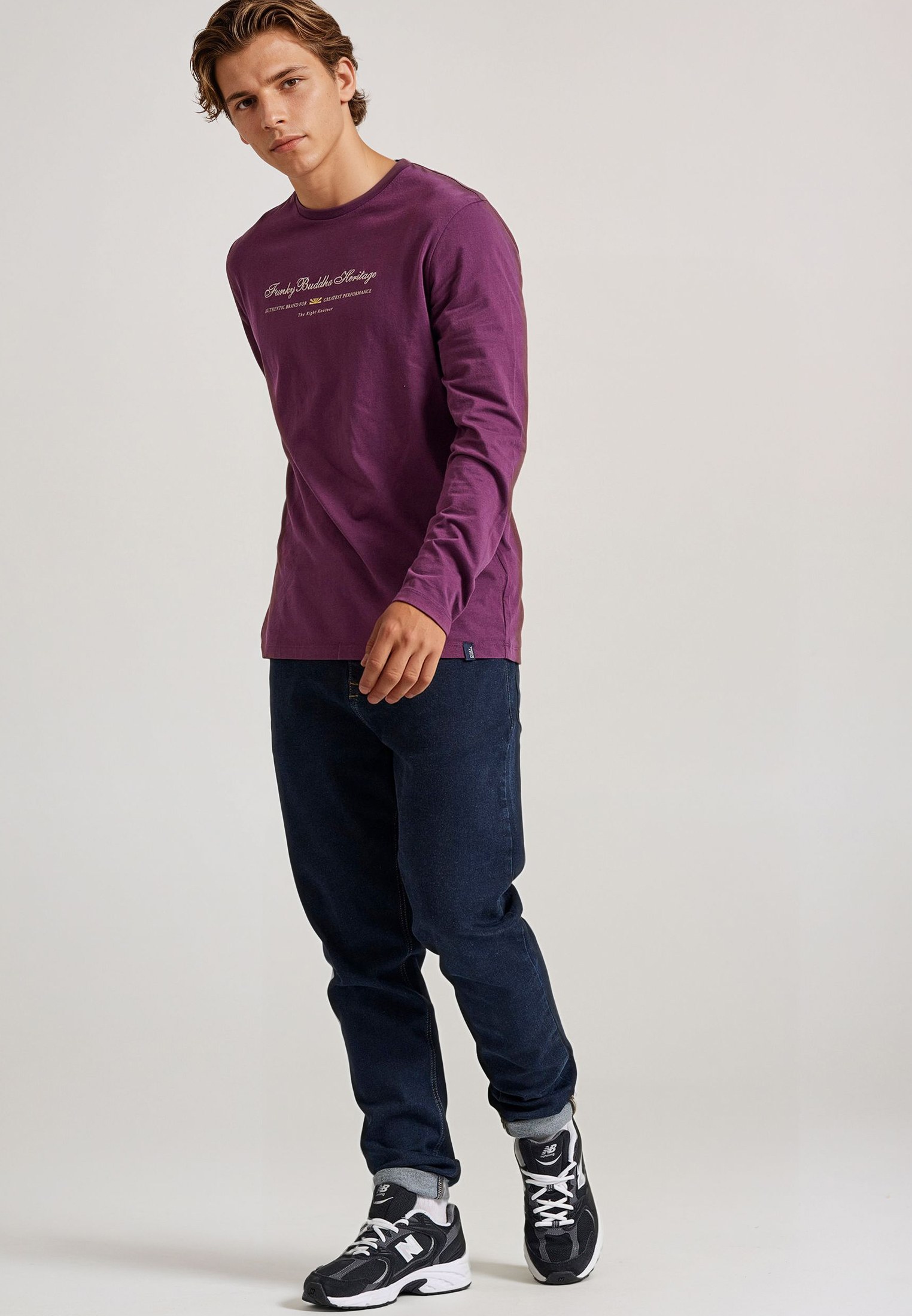FBM010-006-07_PLUM