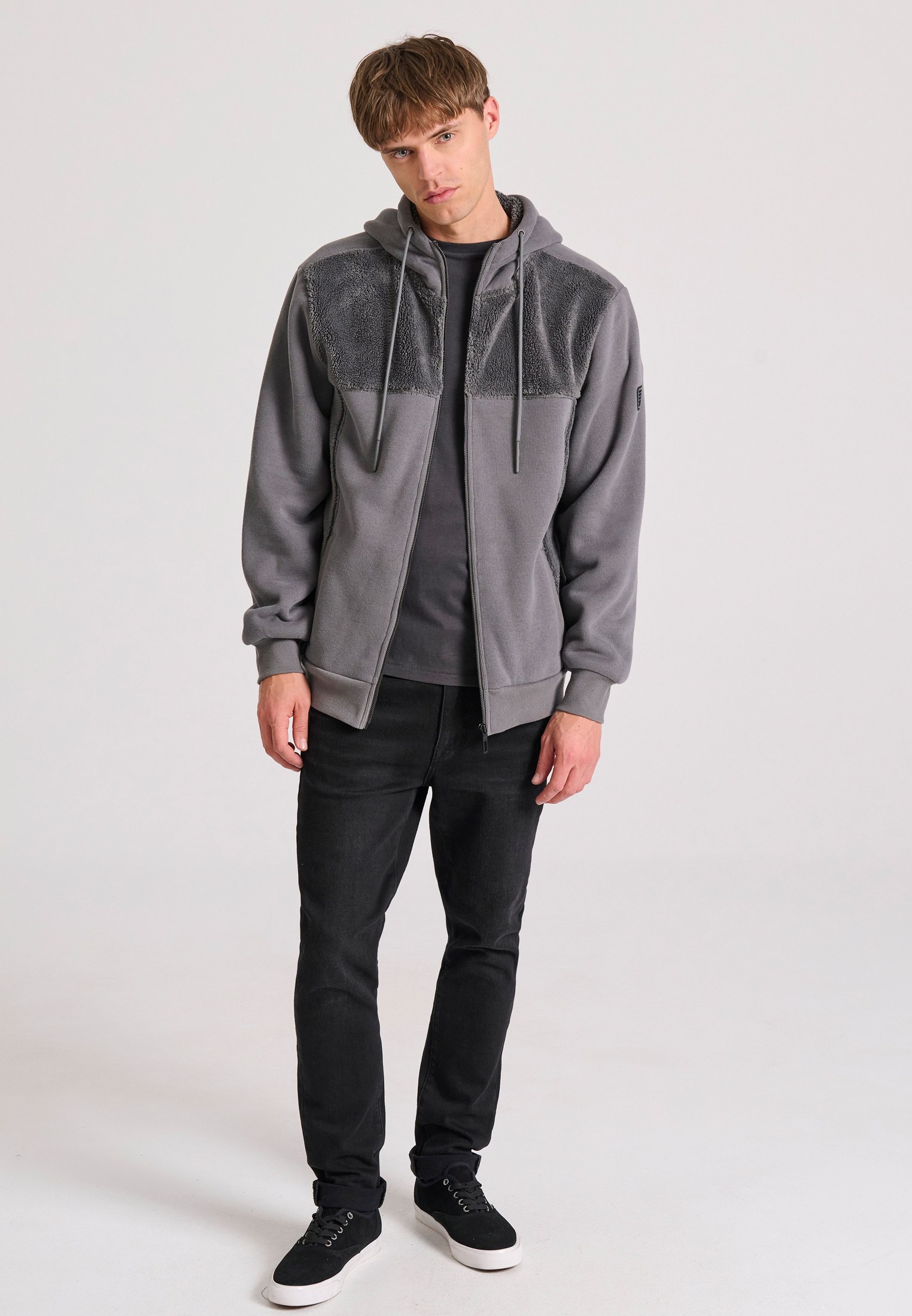 FBM010-045-06_DK GREY