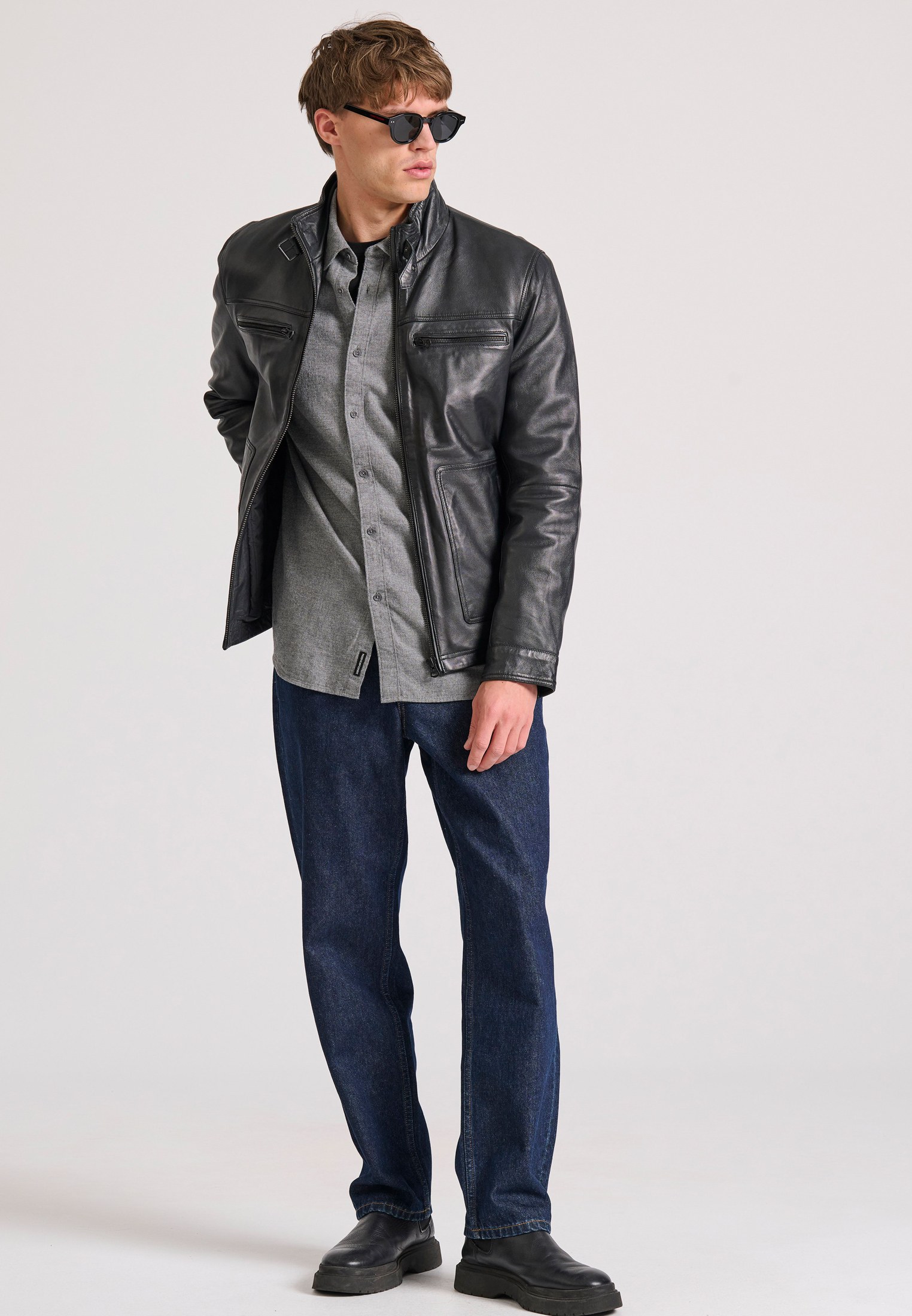 FBM010-067-01_BLACK