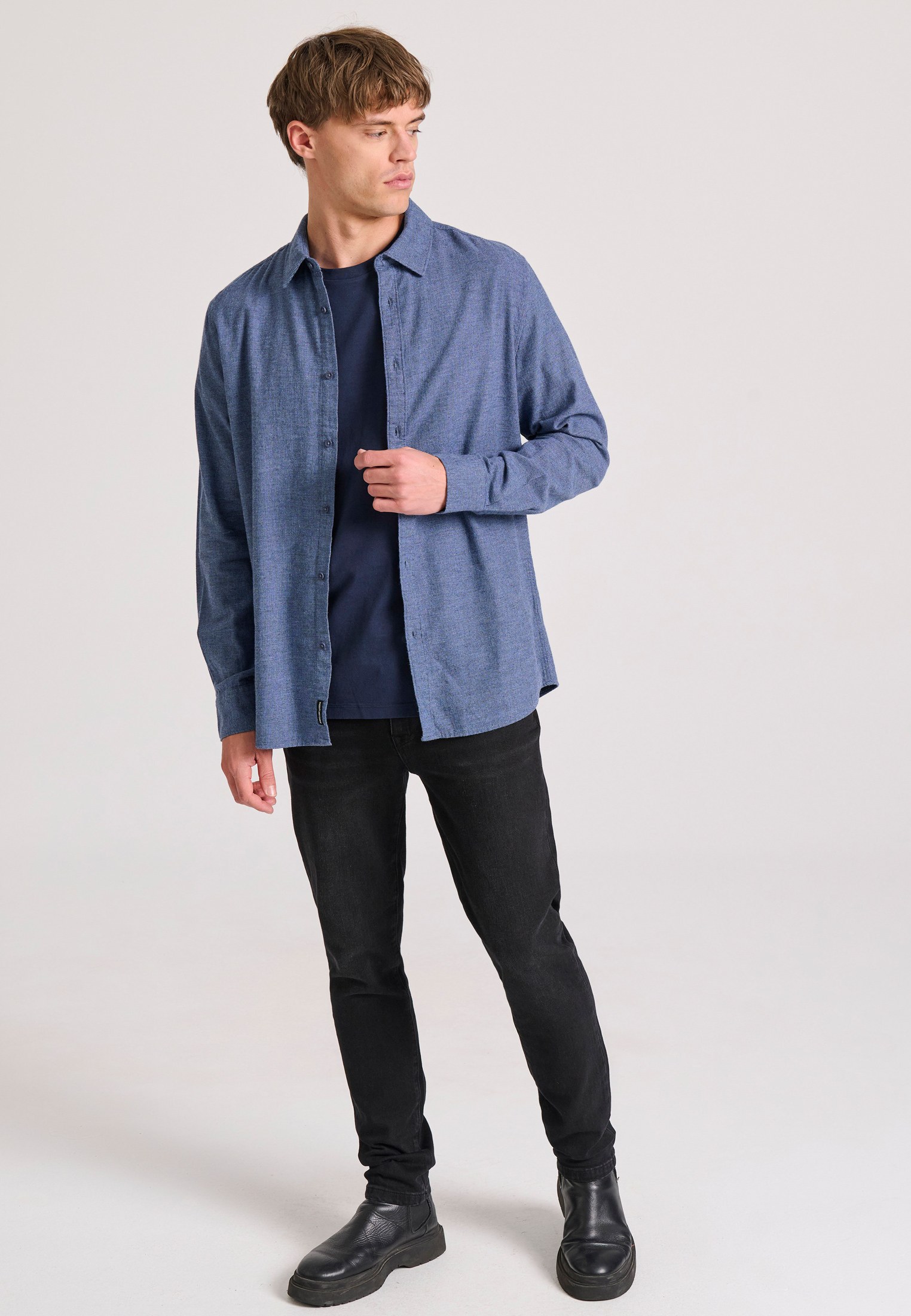 FBM010-067-05_BLUE
