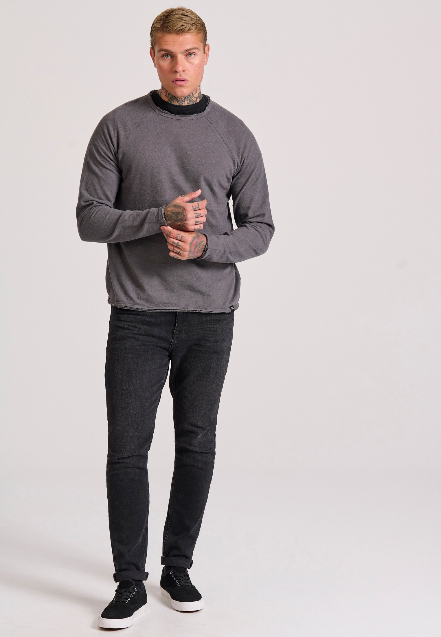FBM010-092-02_DK GREY